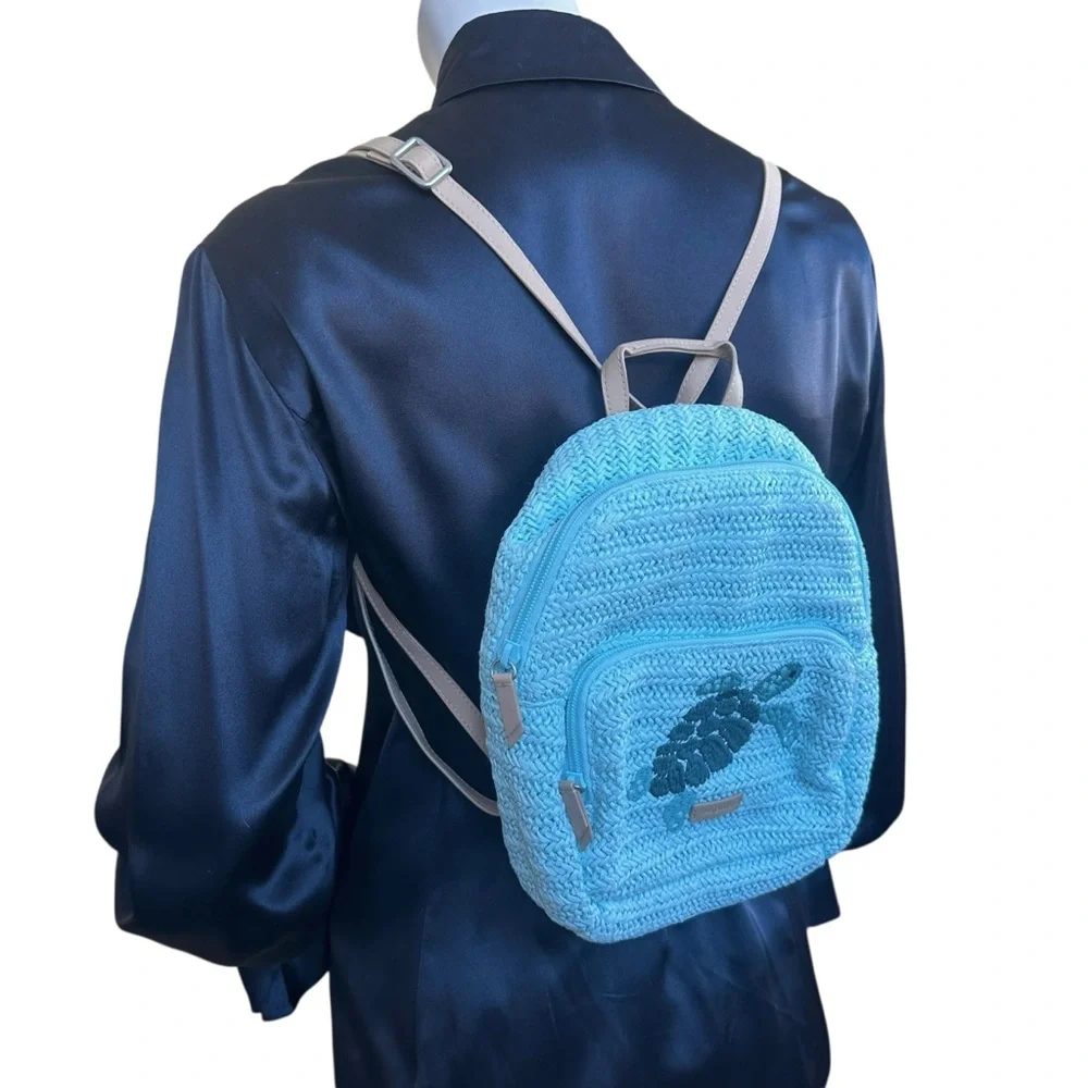 Vera Bradley Straw Raffia Blue Turtle Print Convertible Mini Summer Backpack
